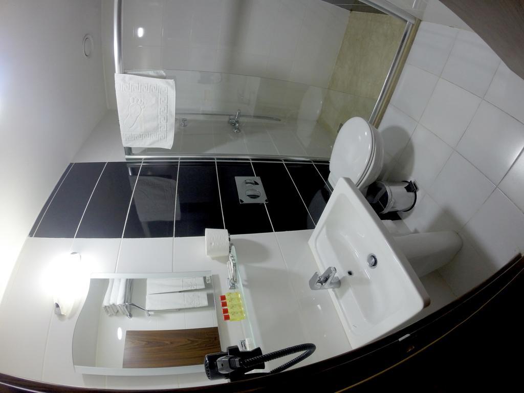 Lal Hotel อิสตันบูล ภายนอก รูปภาพ
