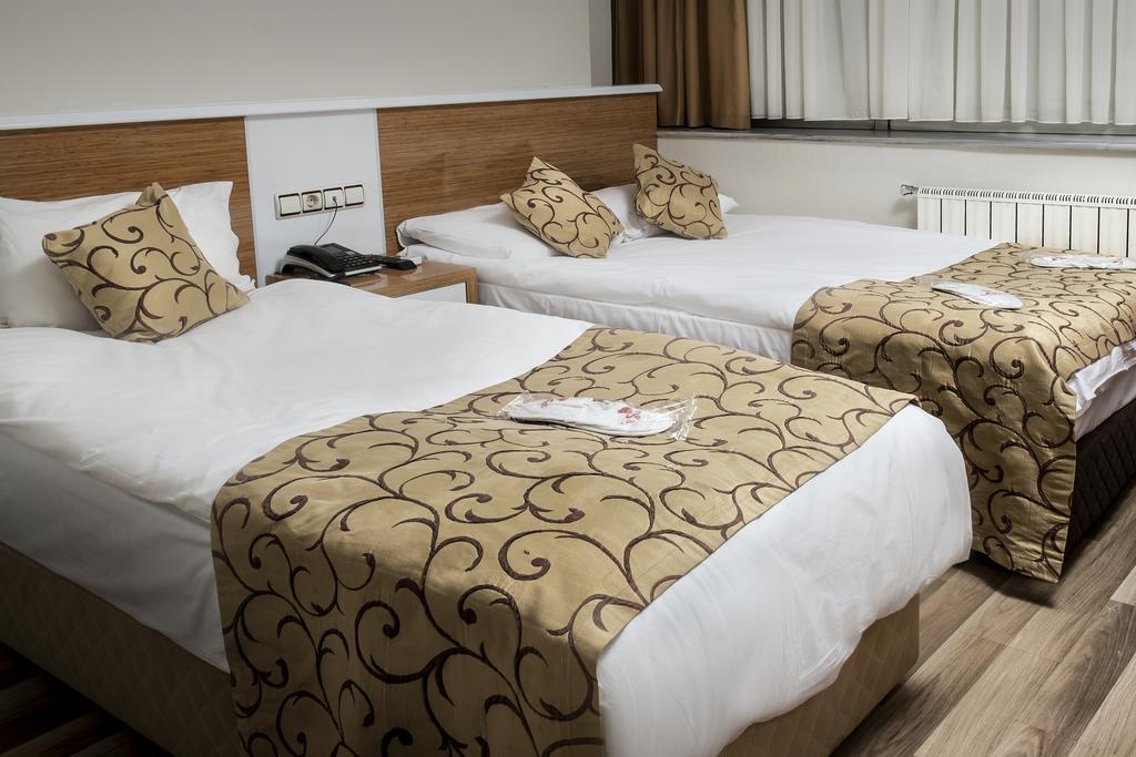 Lal Hotel อิสตันบูล ภายนอก รูปภาพ